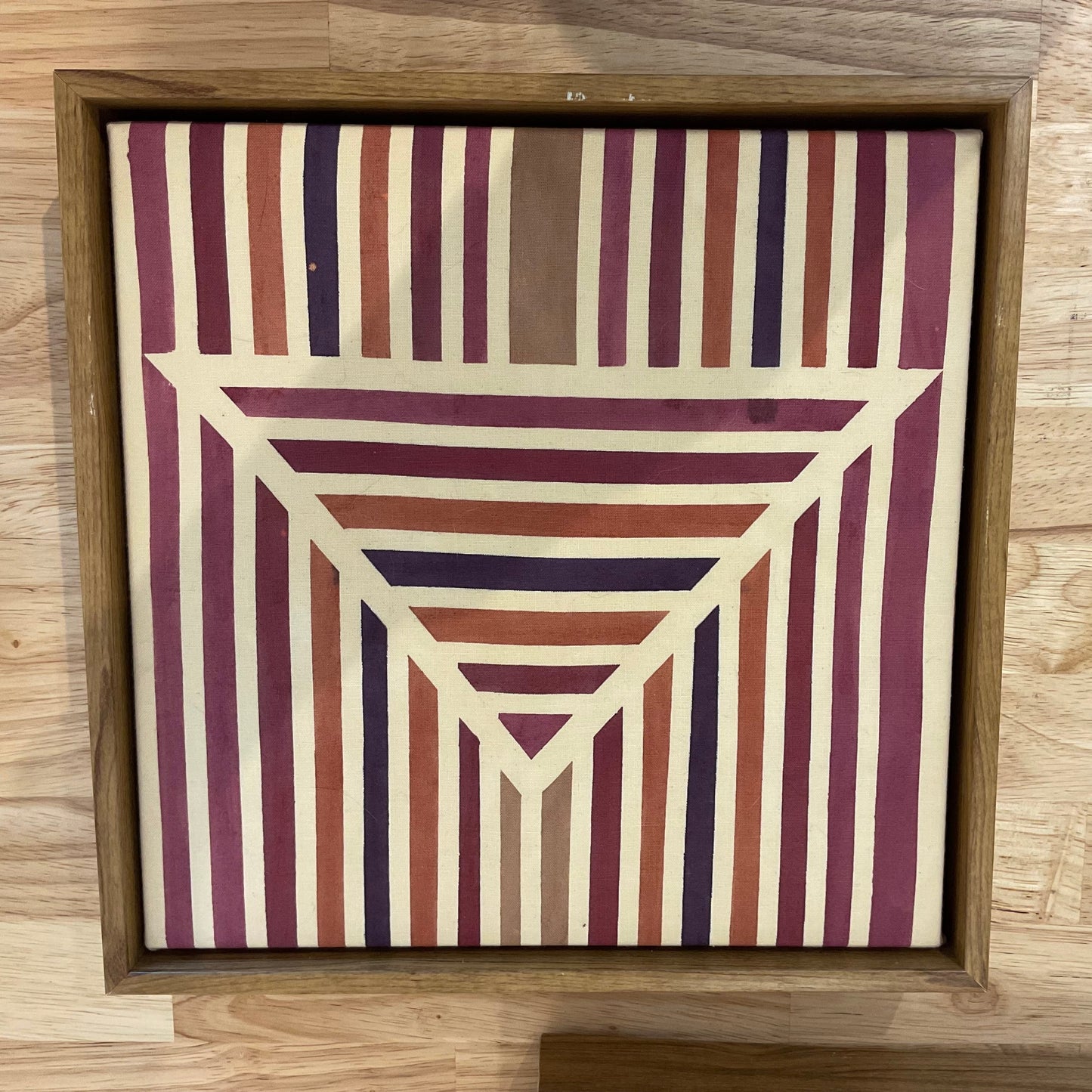Purple burgundy triangle