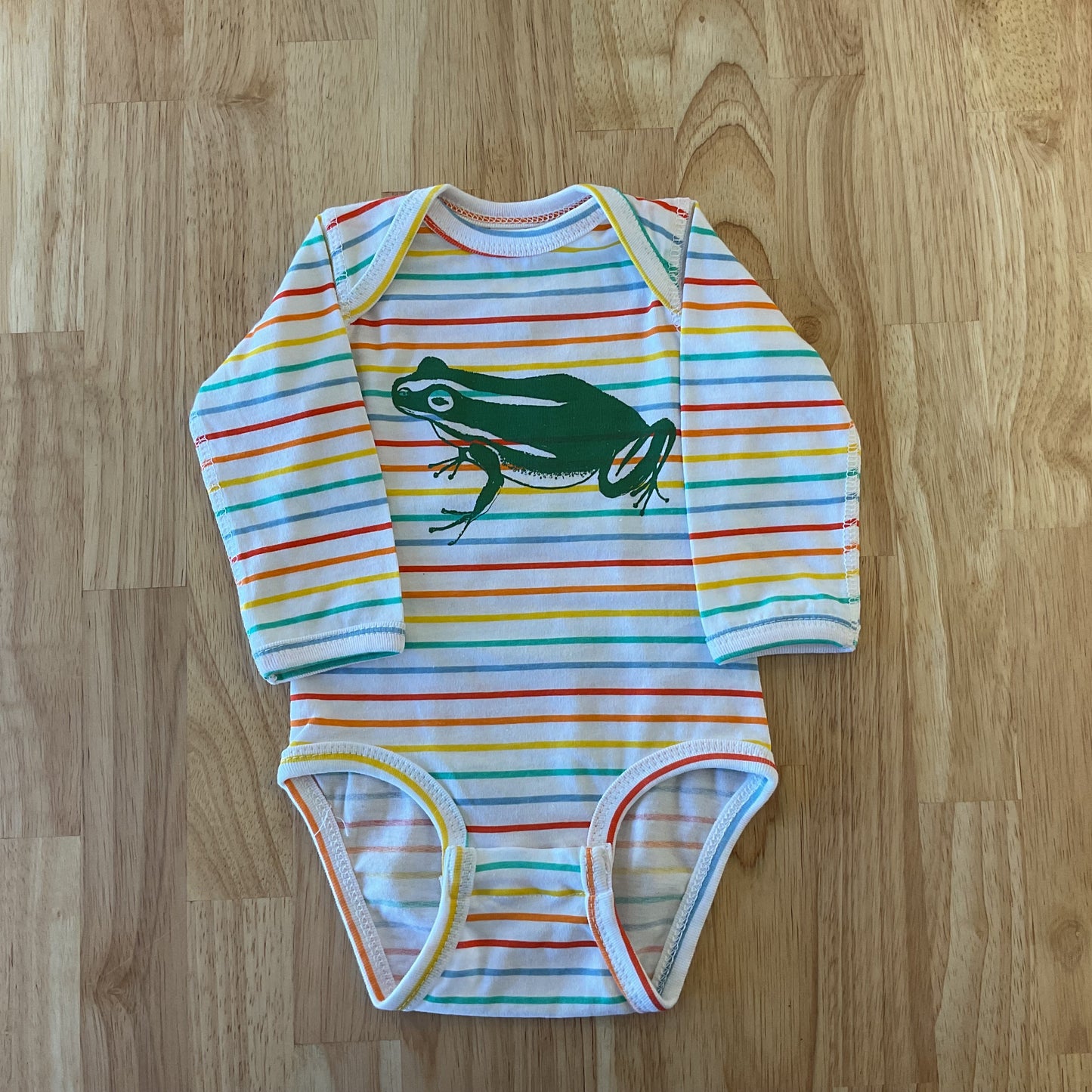 Frog onesie long-sleeve