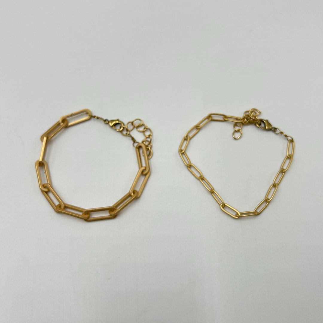 Matte Gold Paperclip Chain Bracelet: Small