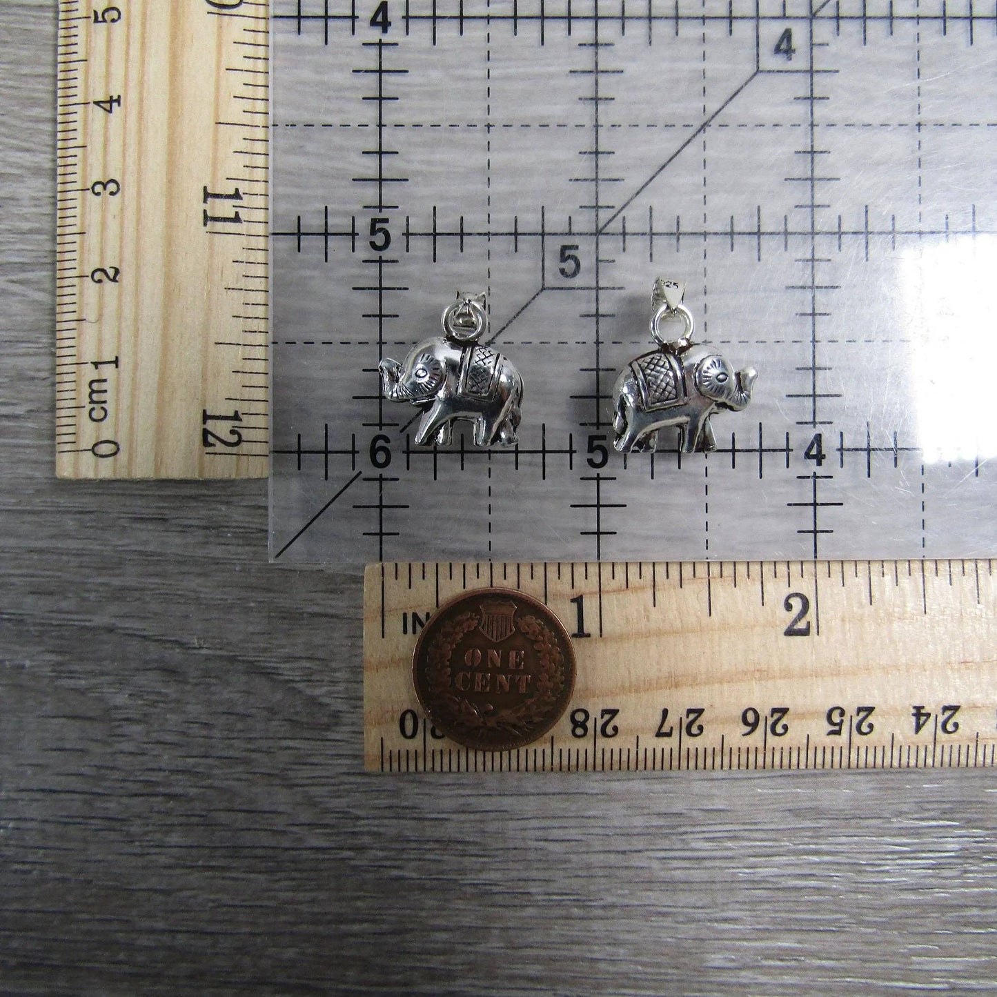 Sterling Silver Charm Pendants: Elephant
