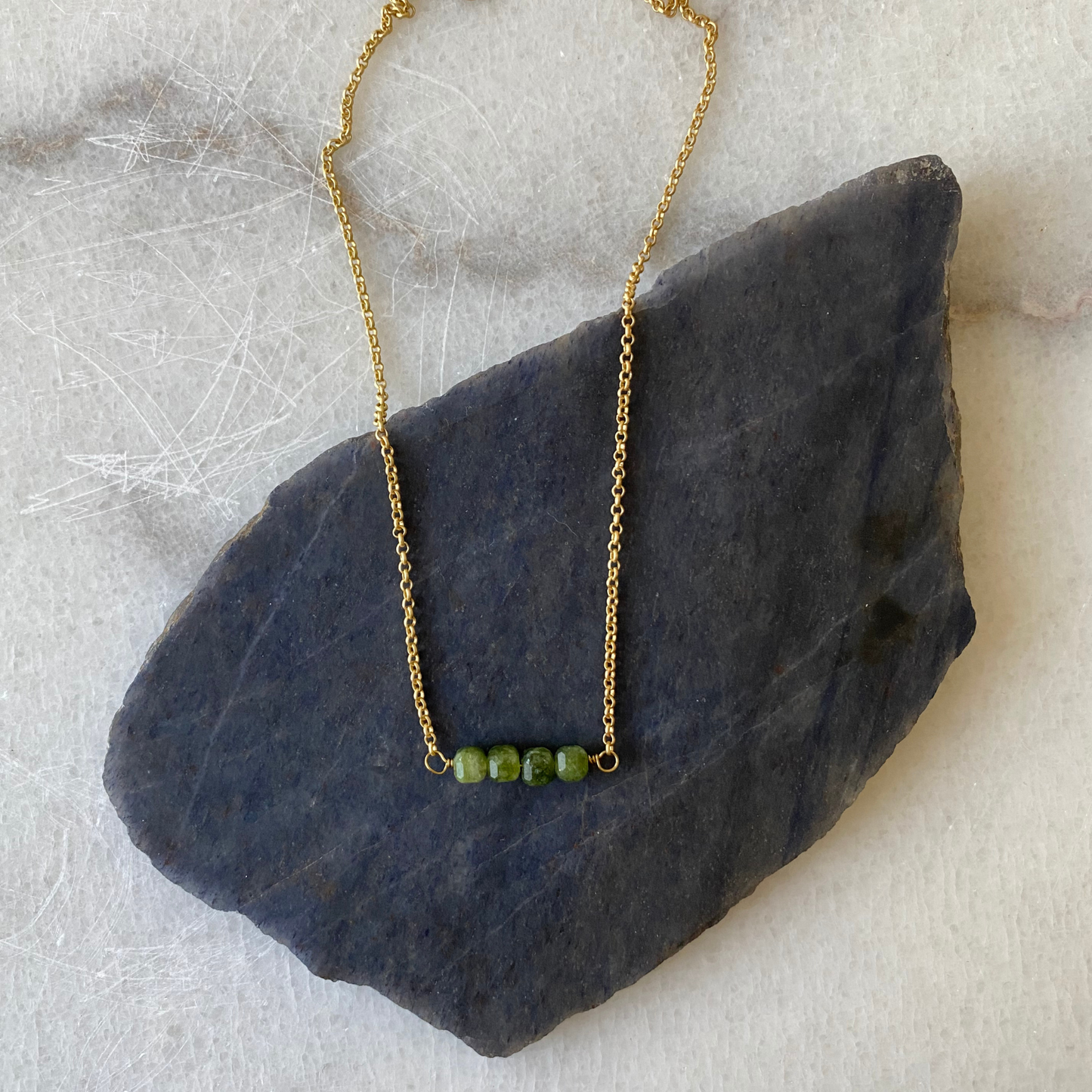 Colorful Stone Cube Matte Gold Chain Necklace: Purple Garnet
