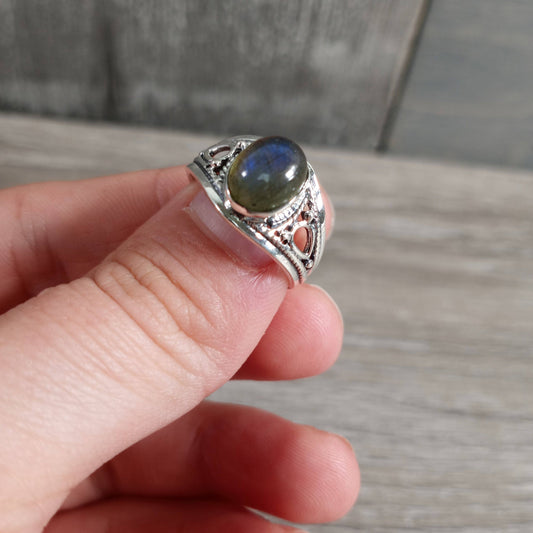 Gemstone Sterling Silver Boho Statement Ring: Labradorite / Size 6