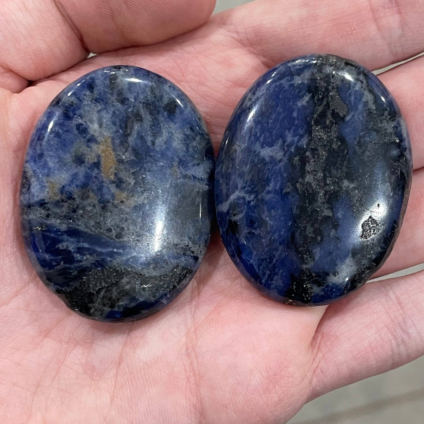 Gemstone Palm Stones 45mm – Bulk Crystal Supplies : Carnelian