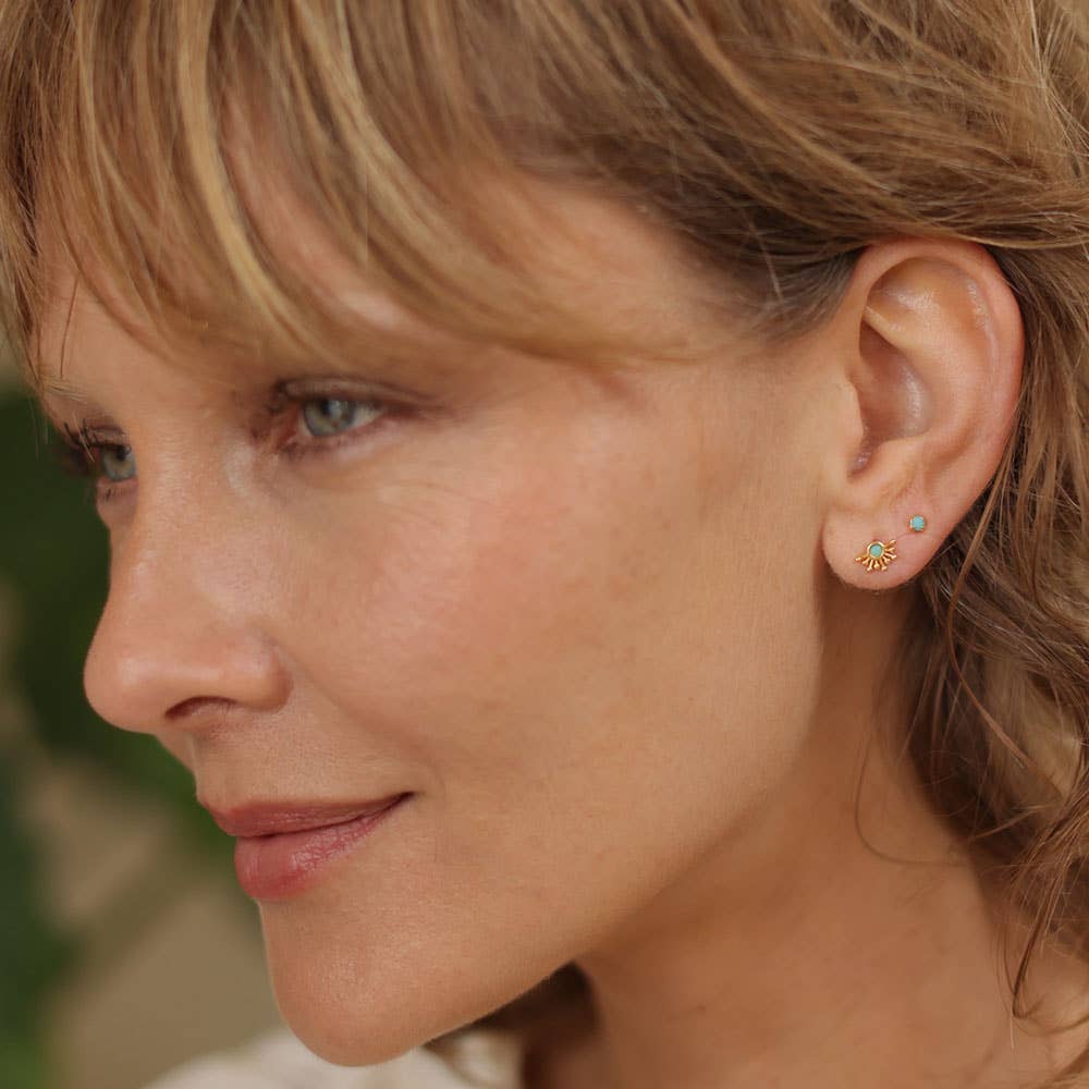 Rays of Light Stud Earrings: Turquoise