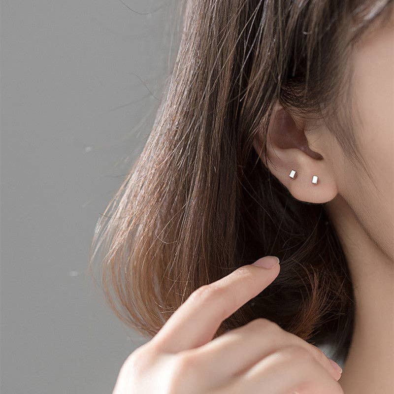 Tiny Cube Square Stud Earrings in 925 Sterling Silver: Silver