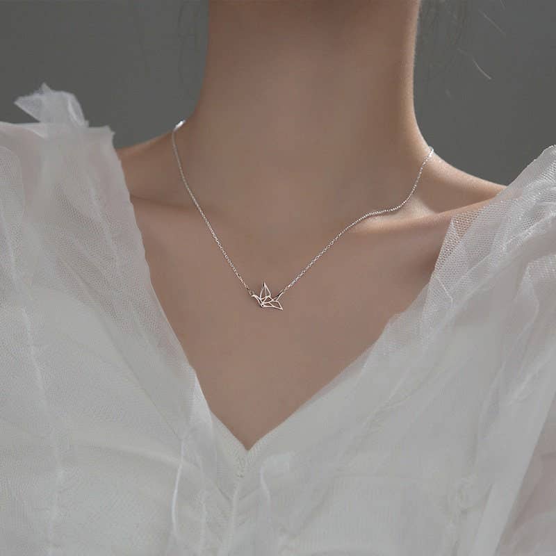 Japanese Orizuru Crane Charm Necklace in 925 Sterling Silver: Silver