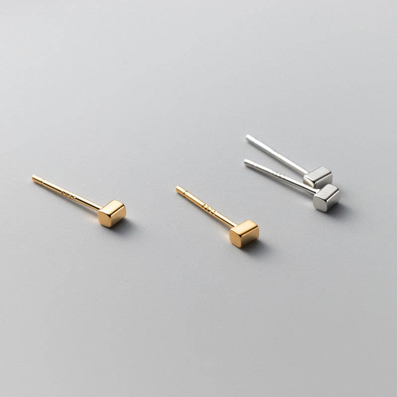 Tiny Cube Square Stud Earrings in 925 Sterling Silver: Silver