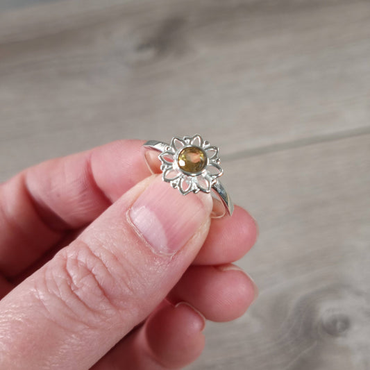 Gemstone Ring Sterling Silver 925 Daisy Flower: Citrine / 6.5