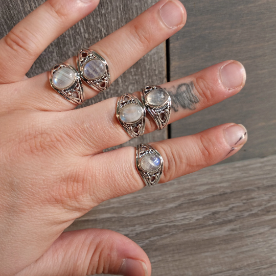 Gemstone Sterling Silver Boho Statement Ring: Labradorite / Size 6