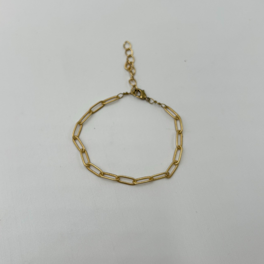 Matte Gold Paperclip Chain Bracelet: Small