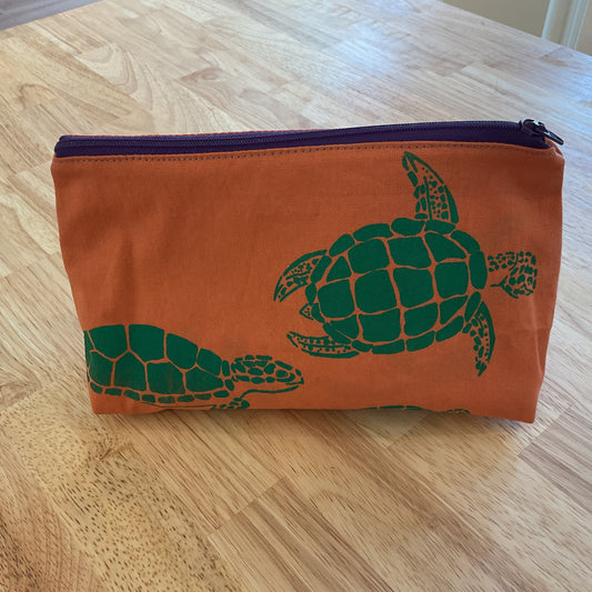Turtle pouch