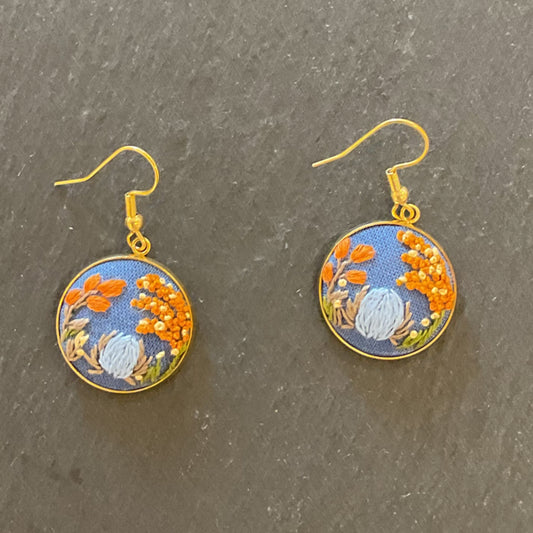 Round embroidered earrings