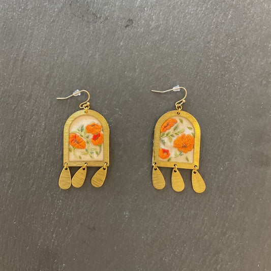 Arch shaped embroidered earrings