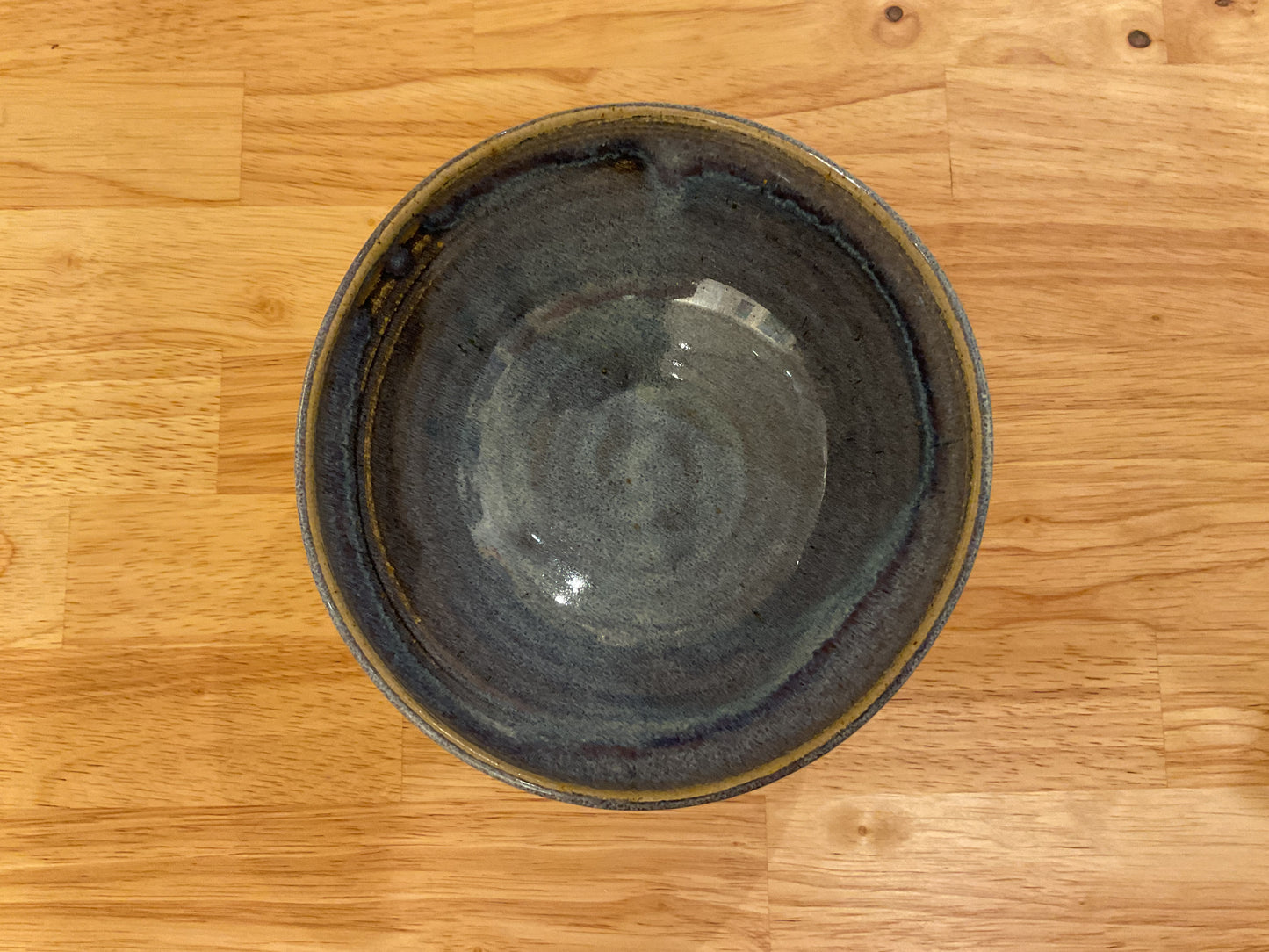 Blue bowl w/carved detail