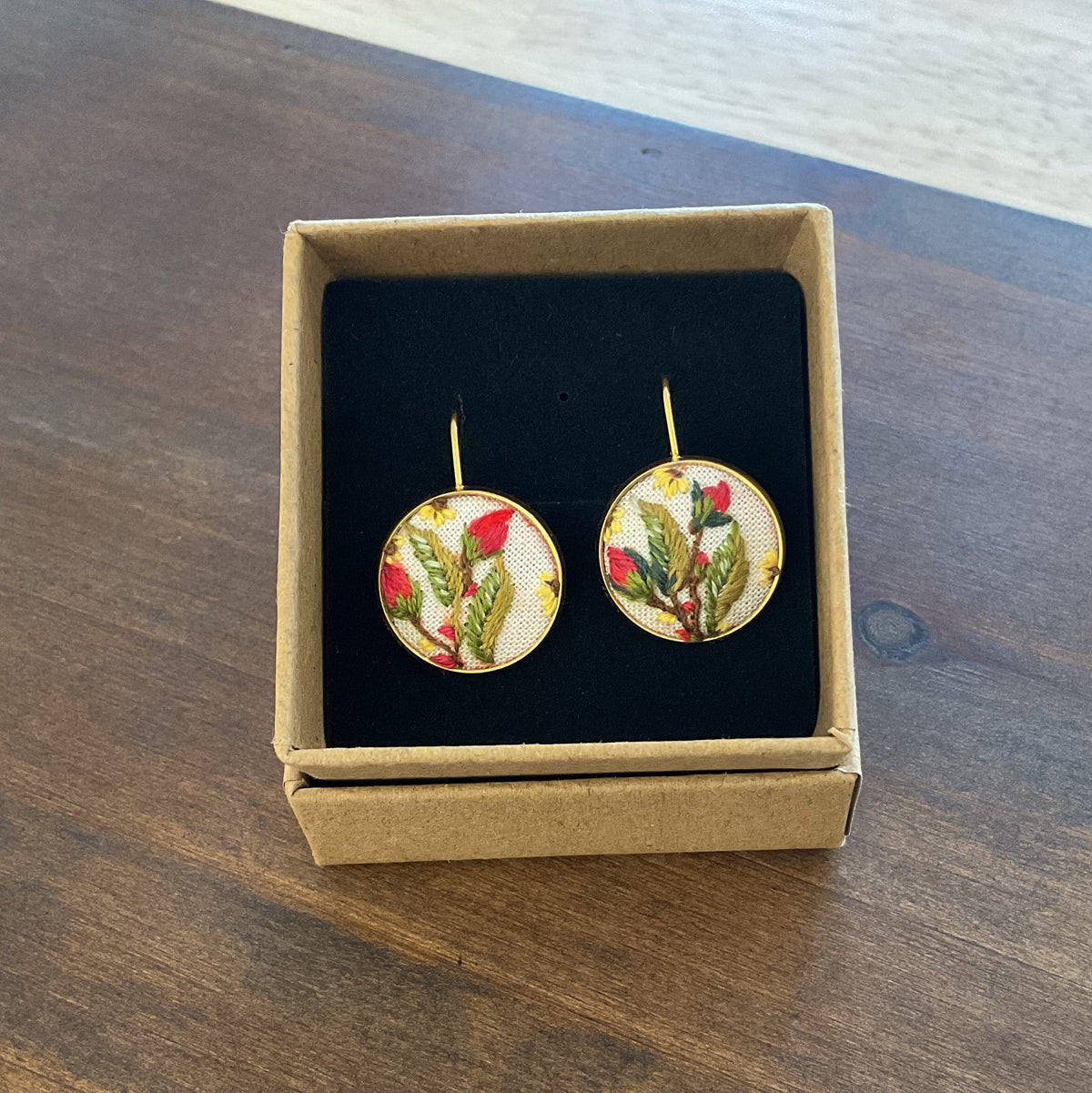 Blom drop earrings—red stems