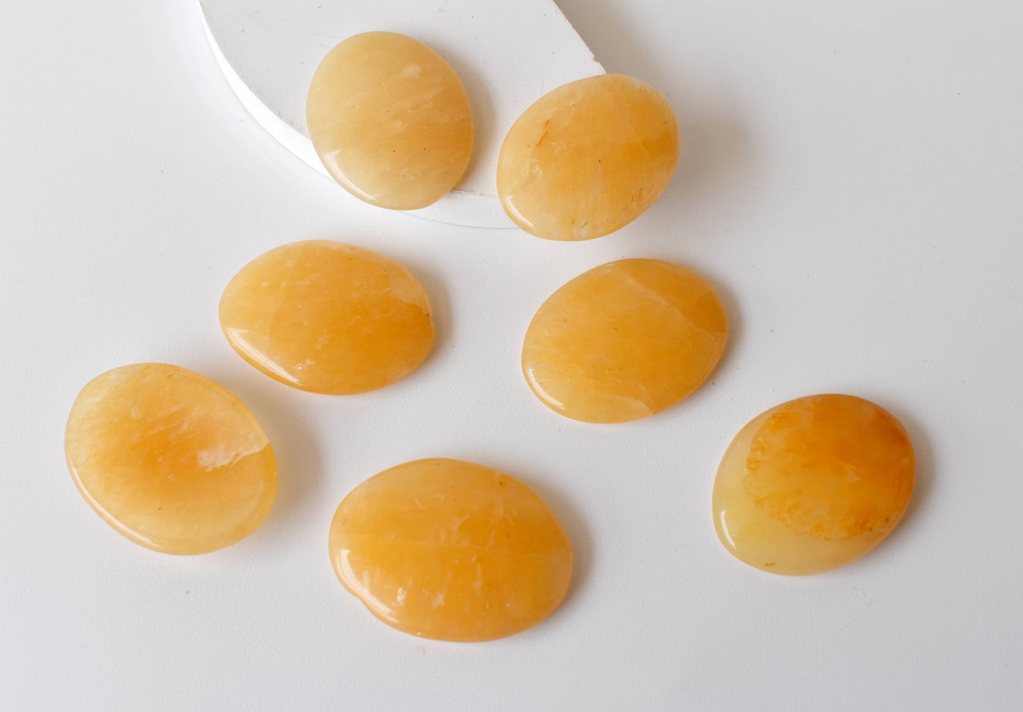 Palm Stone | Yellow Aventurine | Thumb Crystal | Pocket Gems: Thumb Indent (Worry Stone)