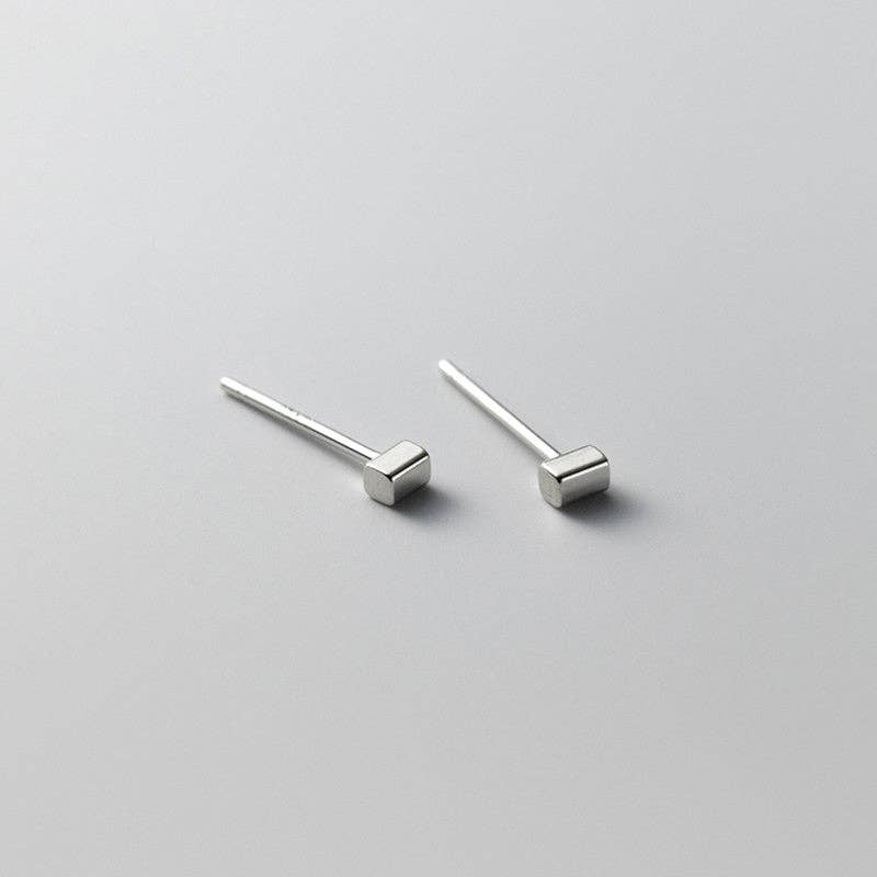 Tiny Cube Square Stud Earrings in 925 Sterling Silver: Silver