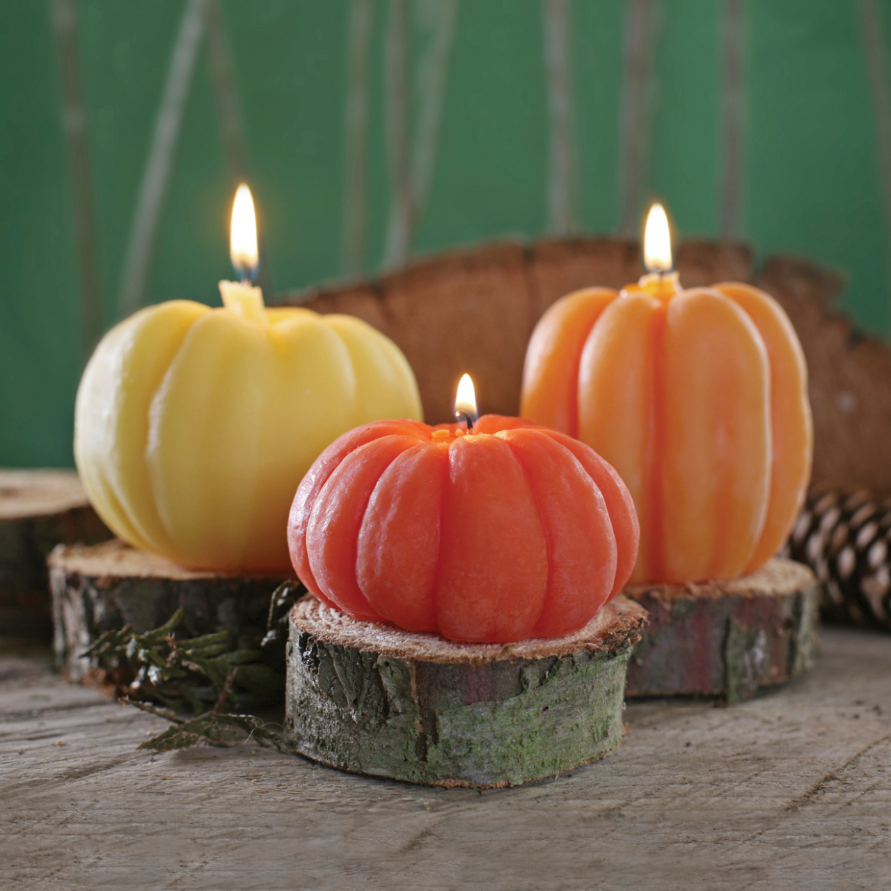 Pumpkin Candles – 100% Pure Beeswax – 3 Sizes Available: Large (4" x 3")