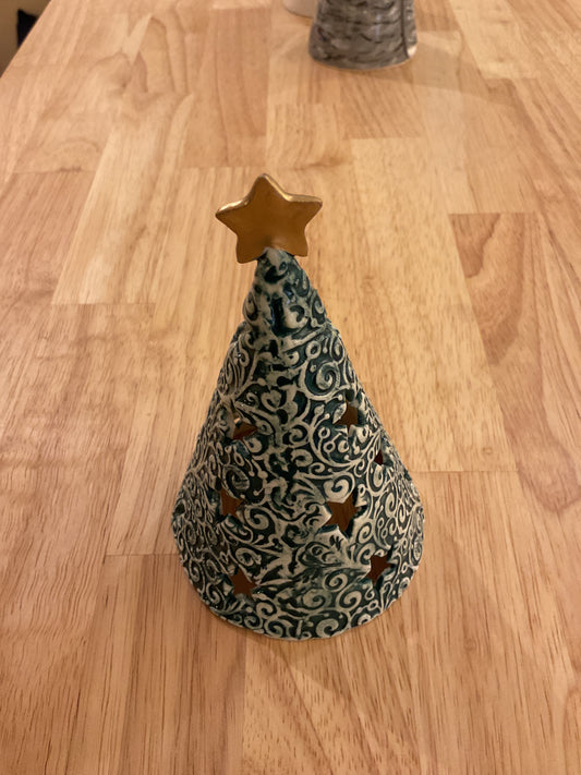 Ceramic tree for tea light